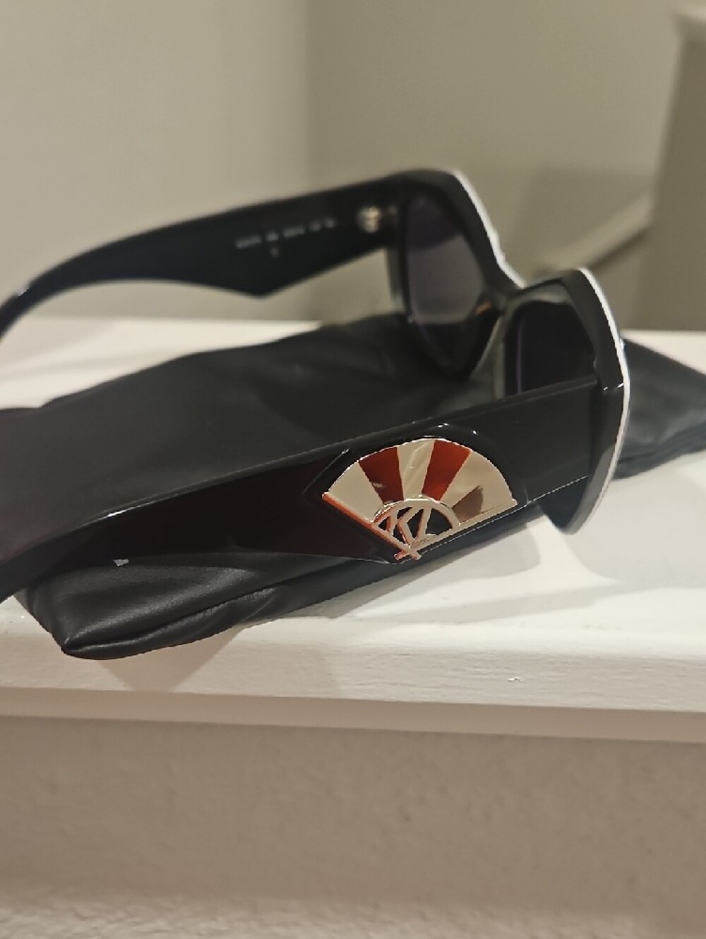 Karl Lagerfeld Black Sunglasses with White Accents - Picture 3 of 5